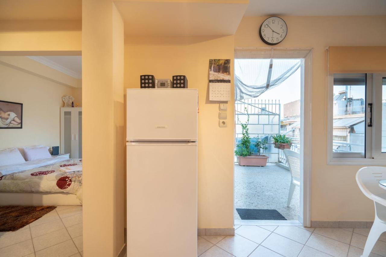 Attica Train Station 1 Bedroom 4 Pers Apartment Atenas Exterior foto